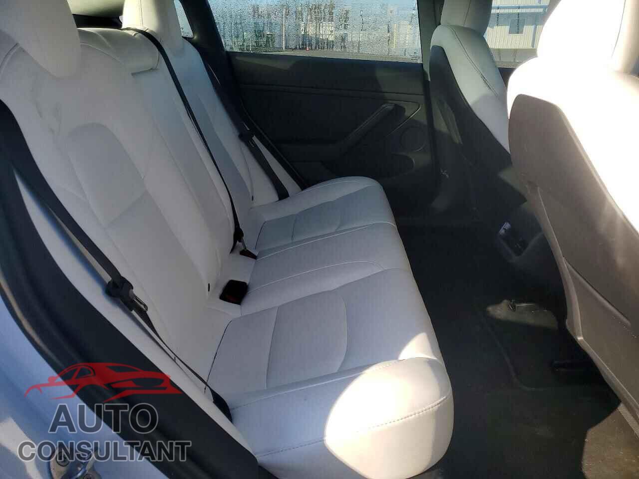 TESLA MODEL 3 2022 - 5YJ3E1EB3NF356465