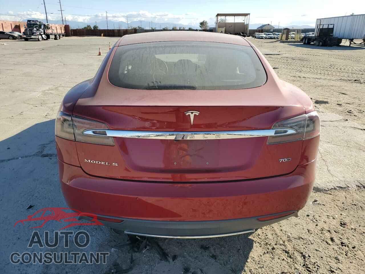TESLA MODEL S 2015 - 5YJSA1E27FF104419
