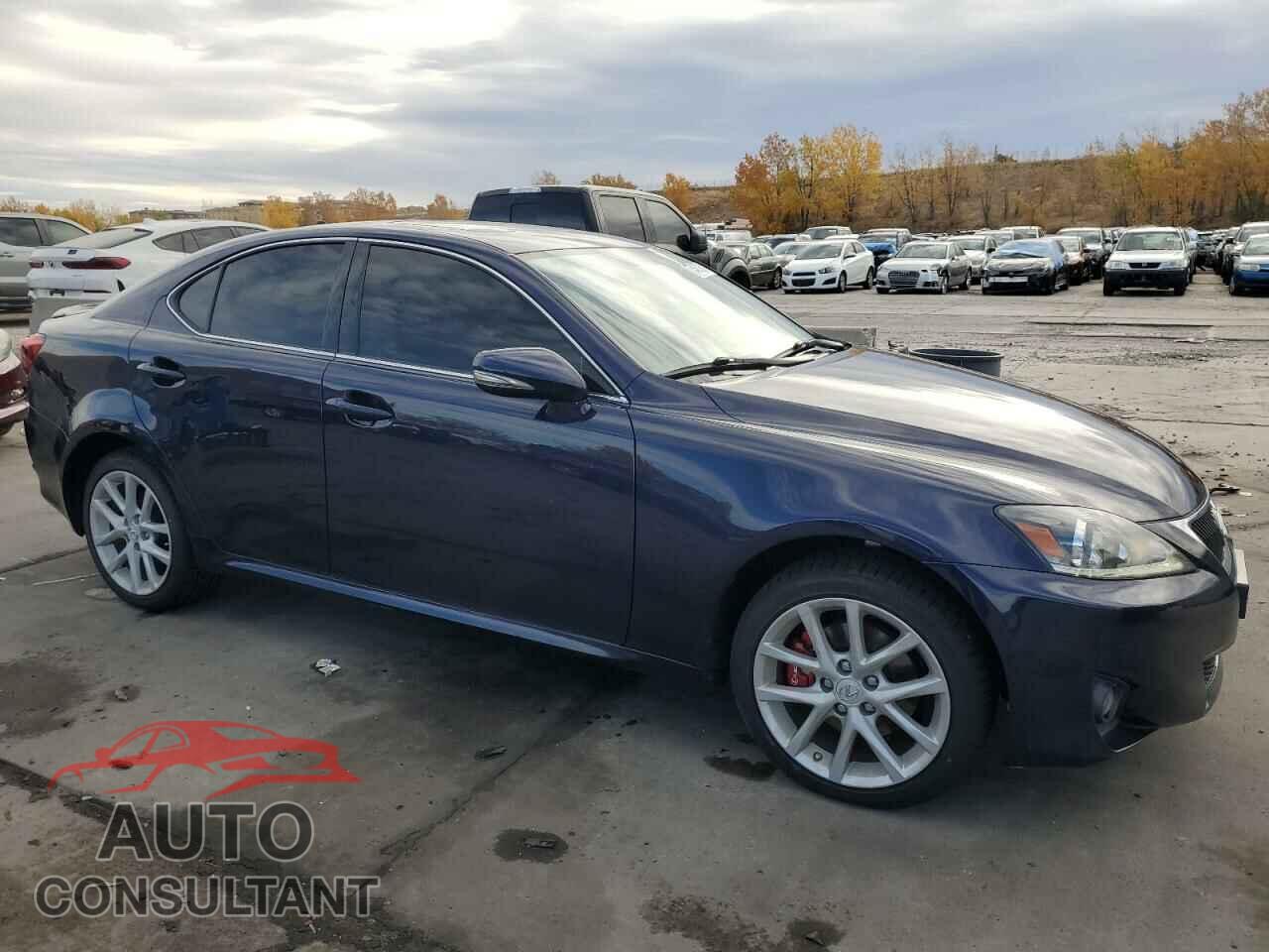 LEXUS IS 2011 - JTHCF5C23B5052412
