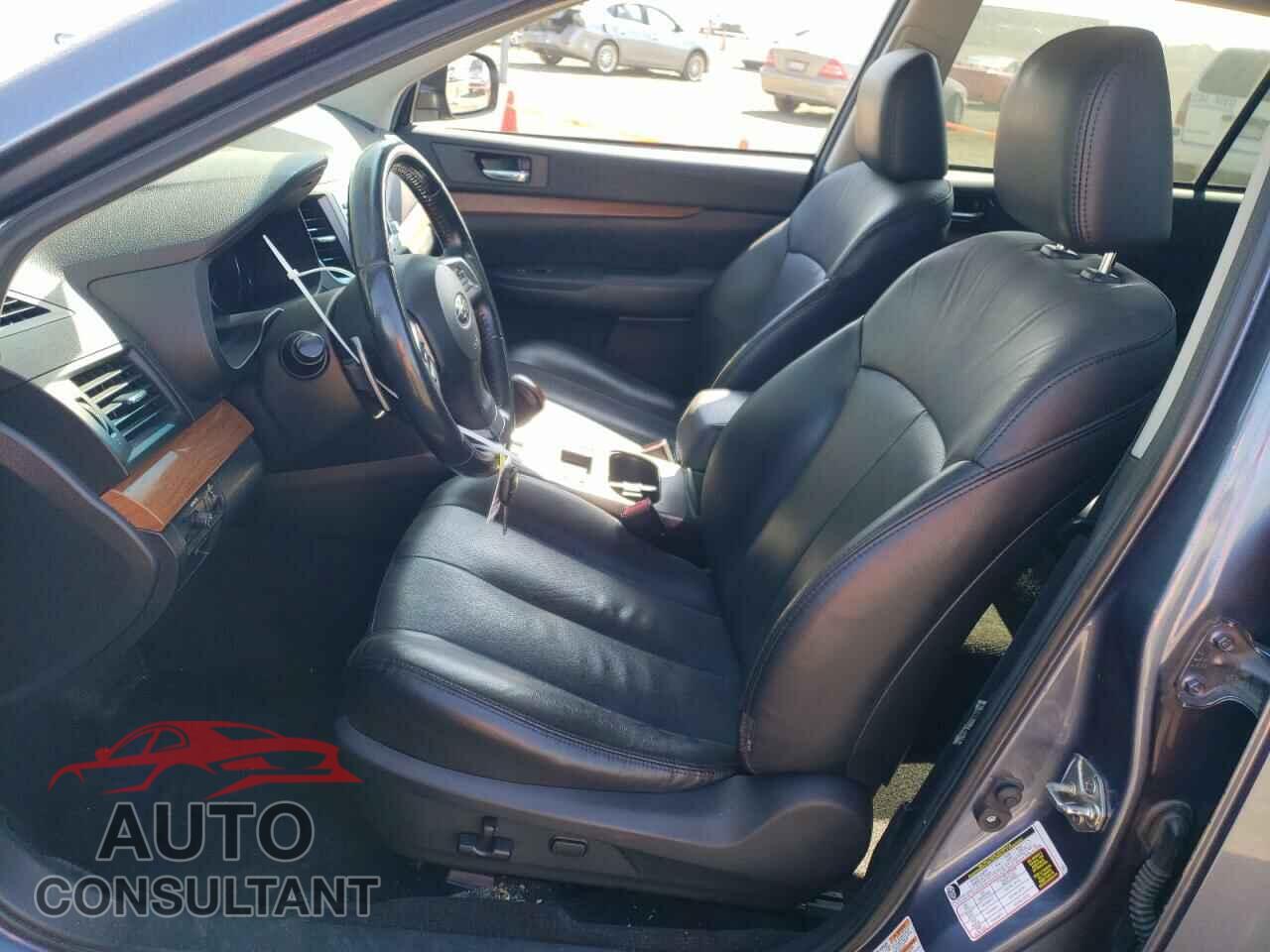 SUBARU OUTBACK 2013 - 4S4BRBKC1D3208888