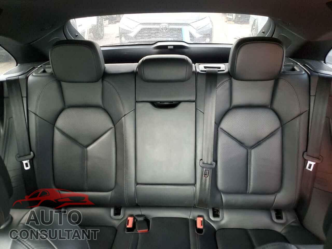 PORSCHE MACAN 2017 - WP1AB2A50HLB17736