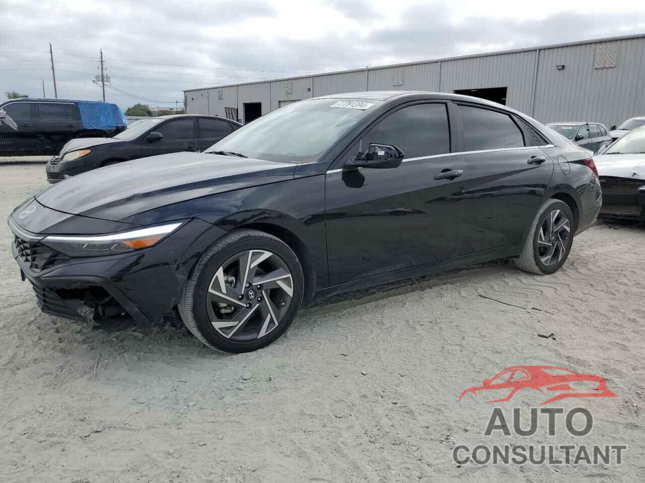 HYUNDAI ELANTRA 2024 - KMHLS4DG0RU708241