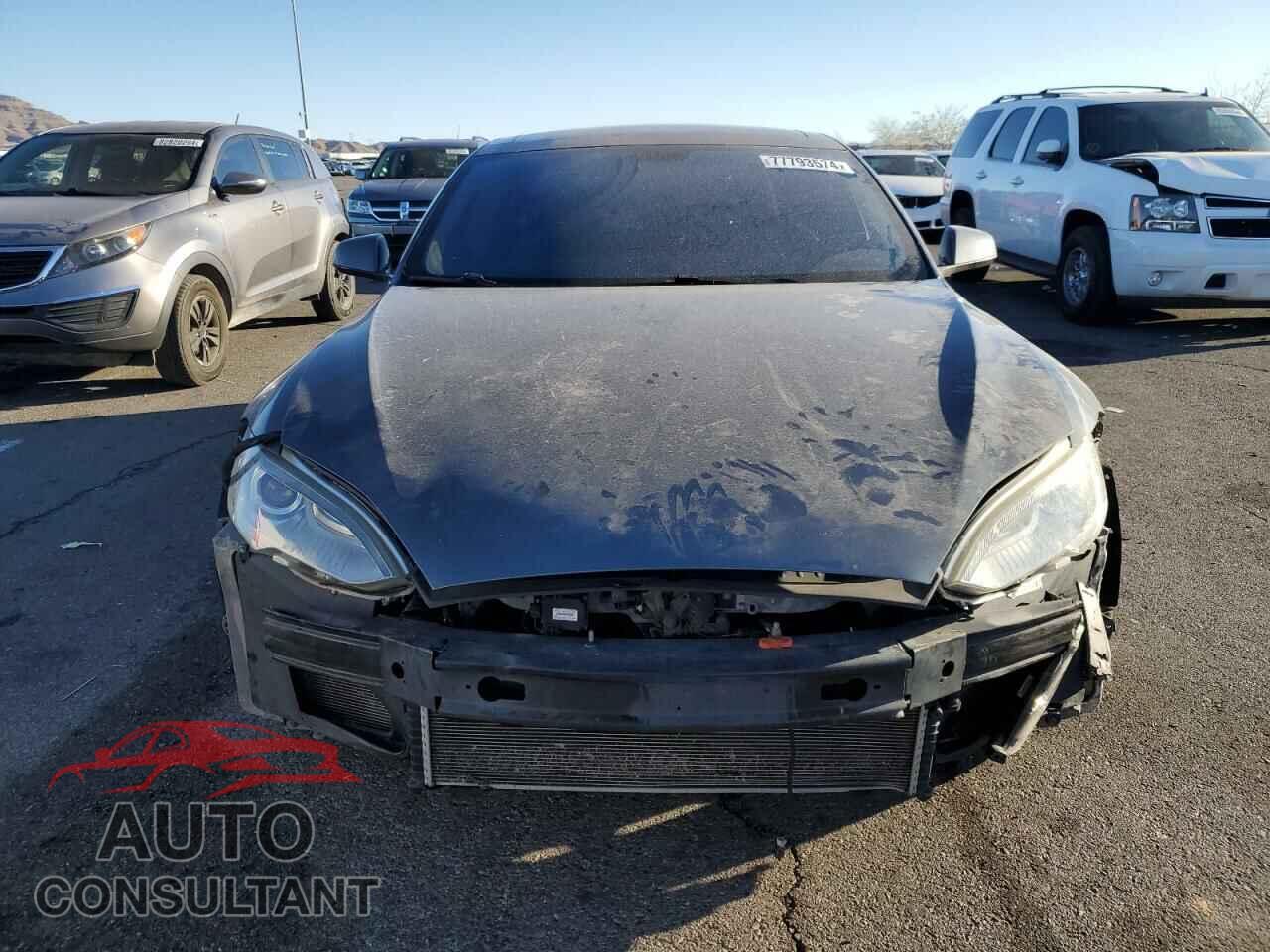 TESLA MODEL S 2013 - 5YJSA1CN5DFP20792