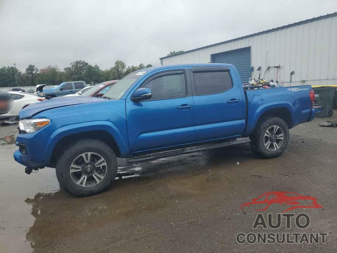 TOYOTA TACOMA 2018 - 5TFAZ5CN3JX064301