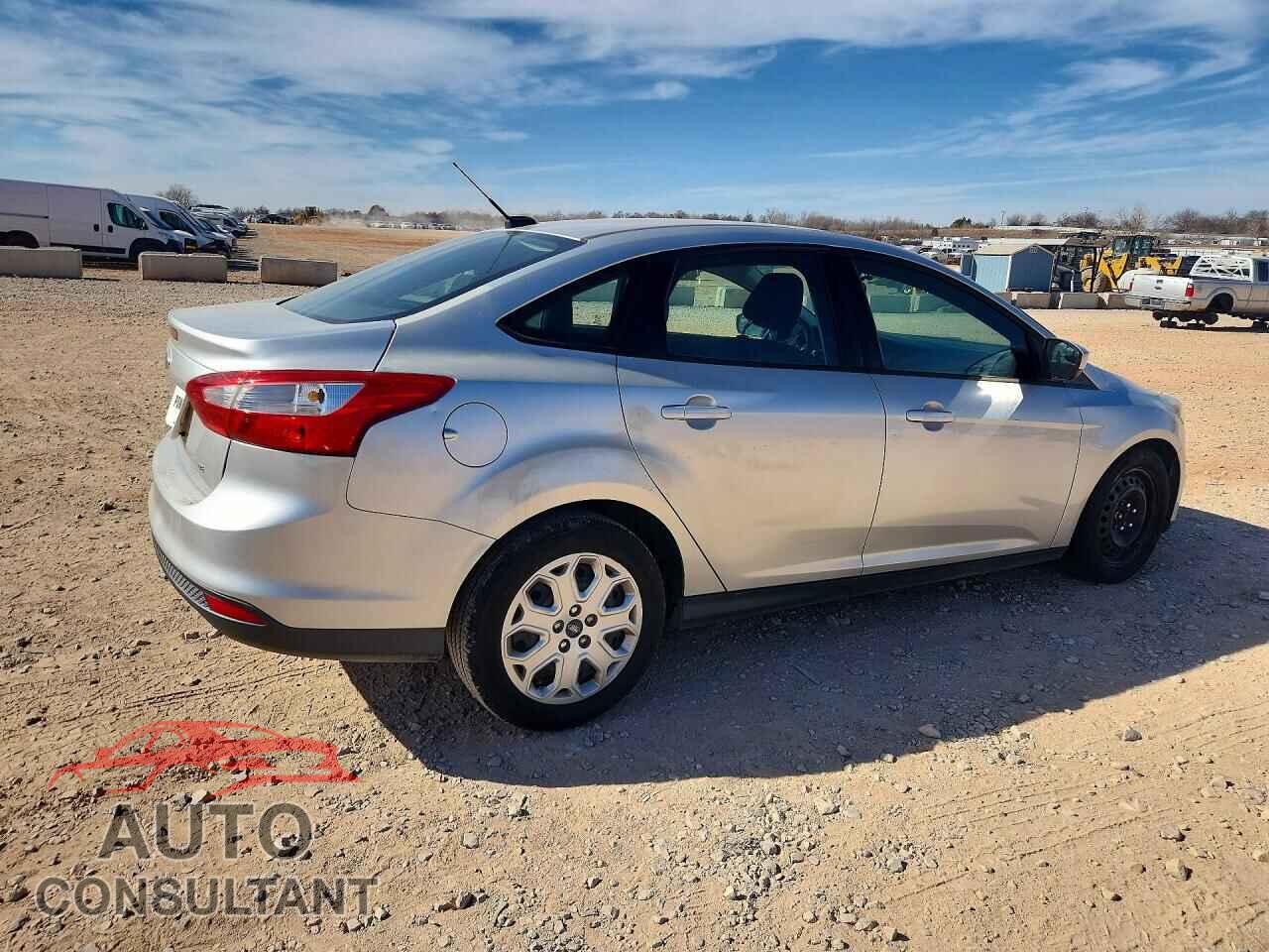 FORD FOCUS 2012 - 1FAHP3F21CL371511