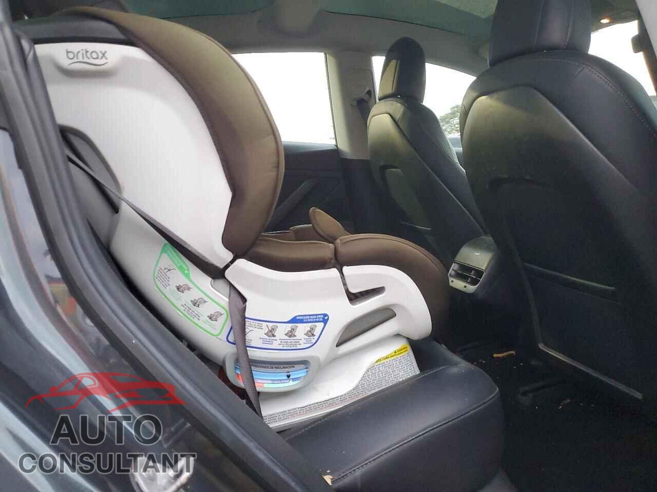 TESLA MODEL 3 2018 - 5YJ3E1EA7JF046496