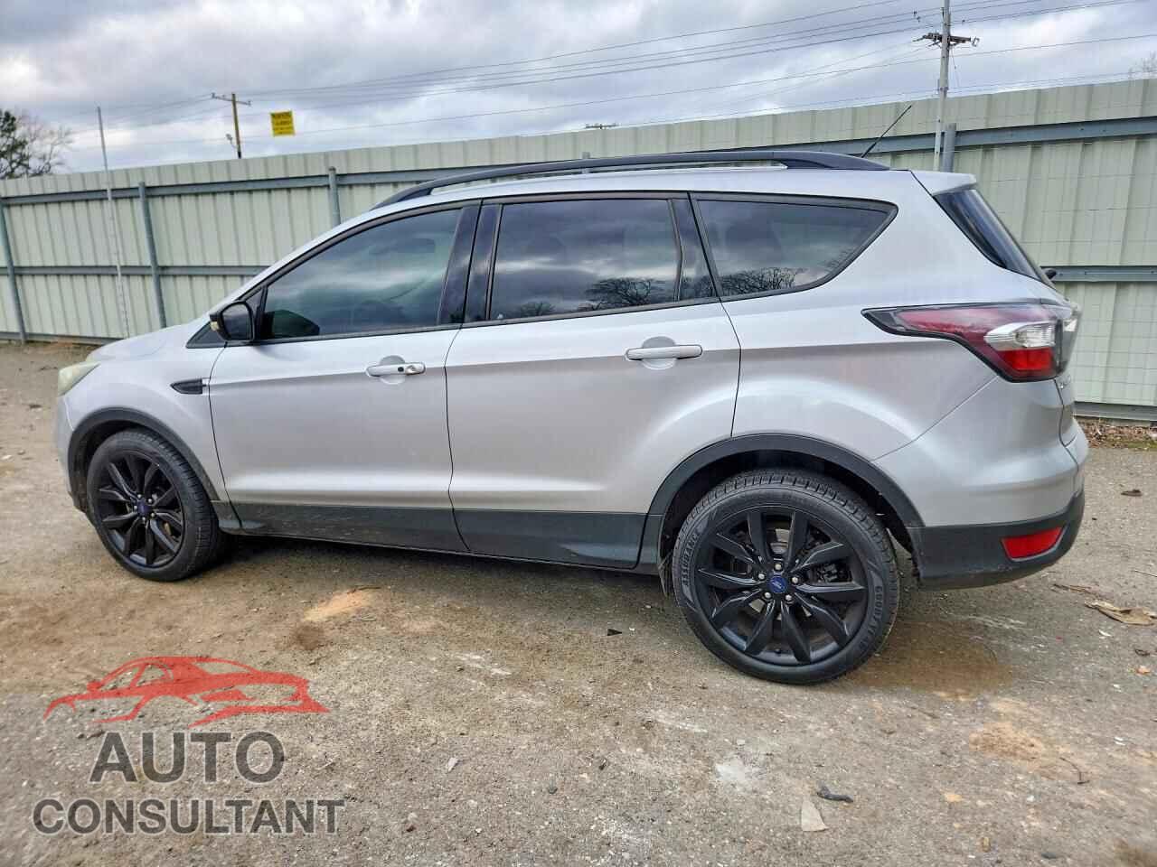FORD ESCAPE 2017 - 1FMCU0JD4HUA35918