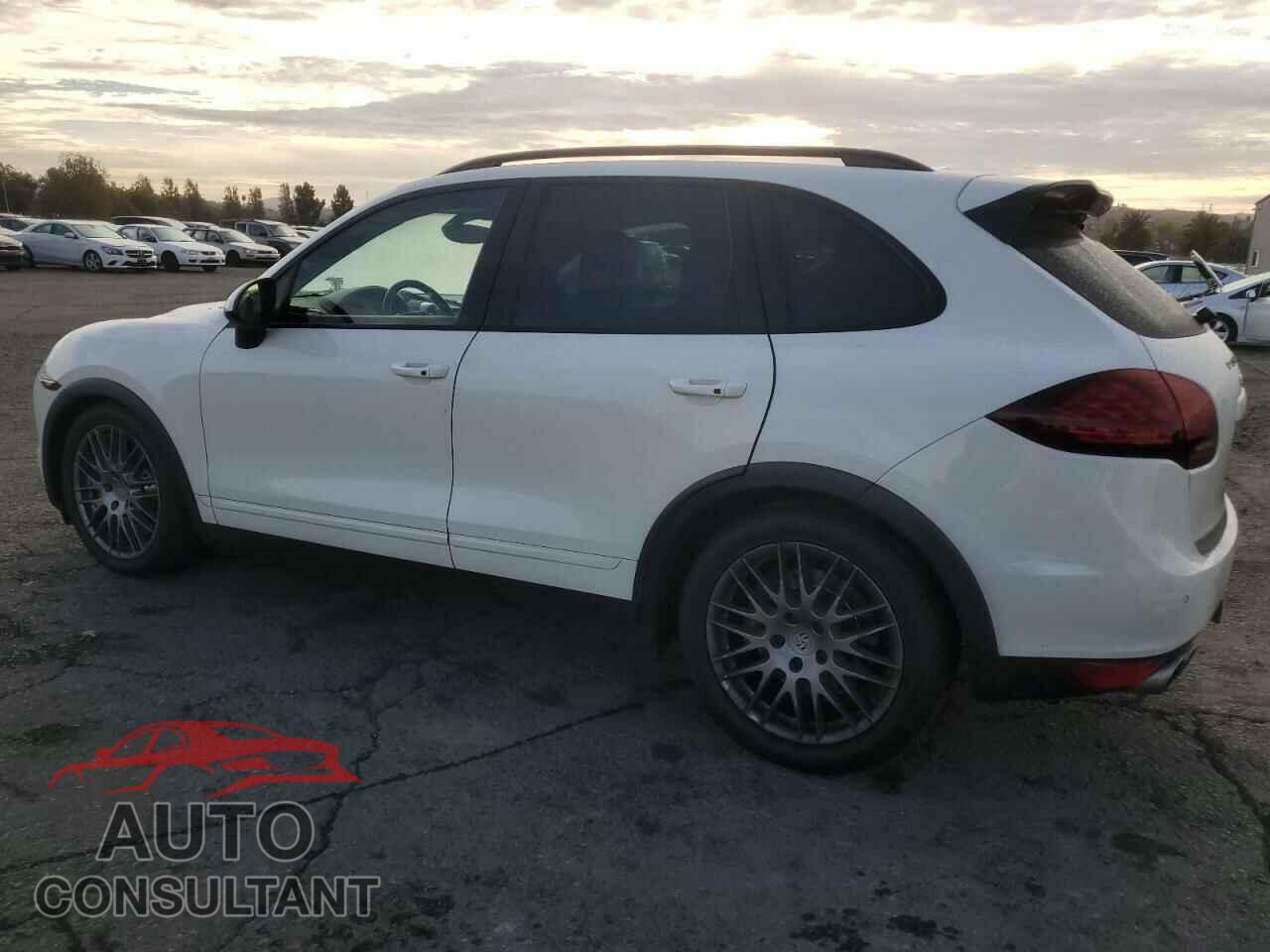 PORSCHE CAYENNE 2012 - WP1AC2A23CLA81911