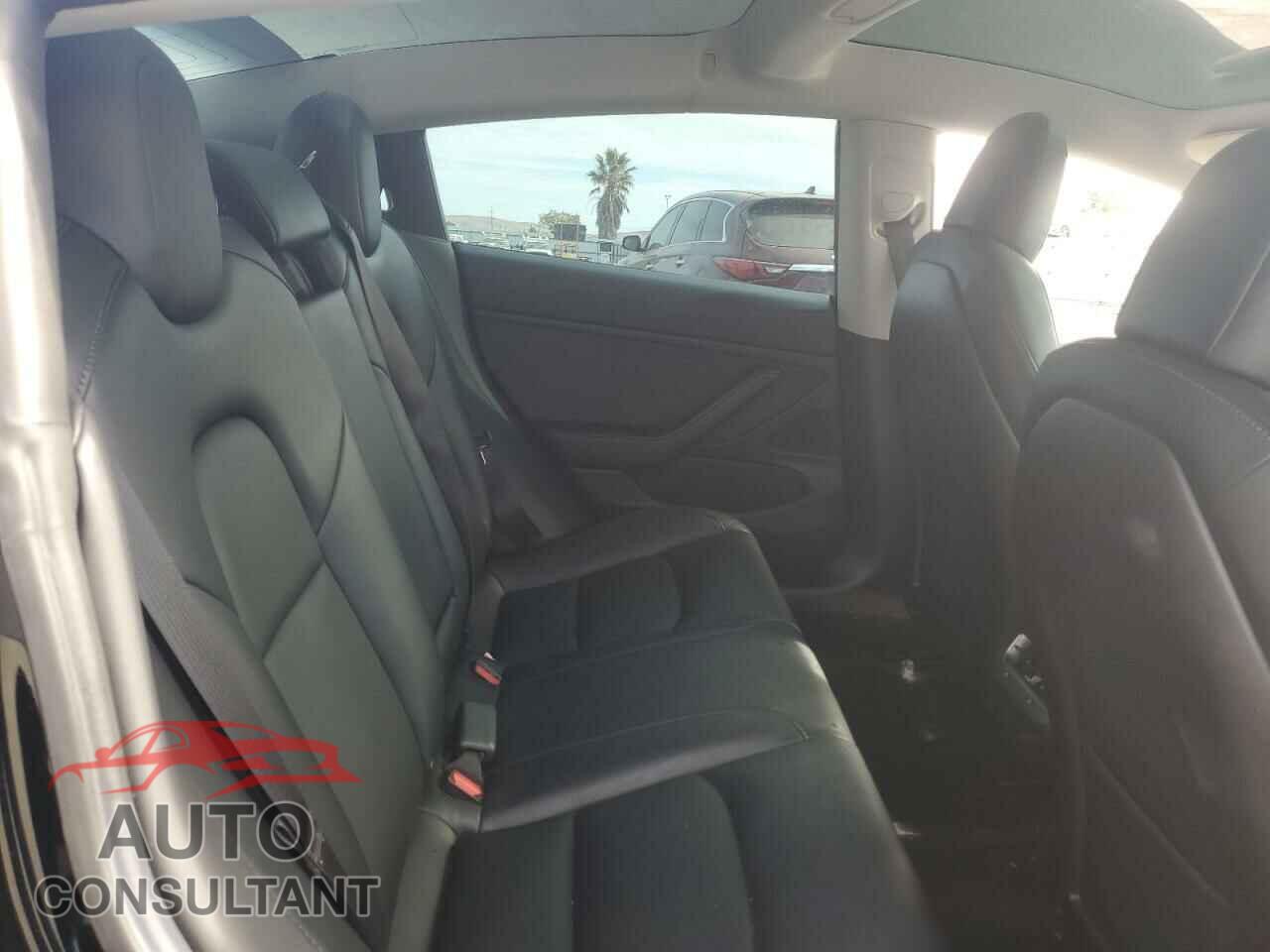 TESLA MODEL 3 2019 - 5YJ3E1EA5KF410013