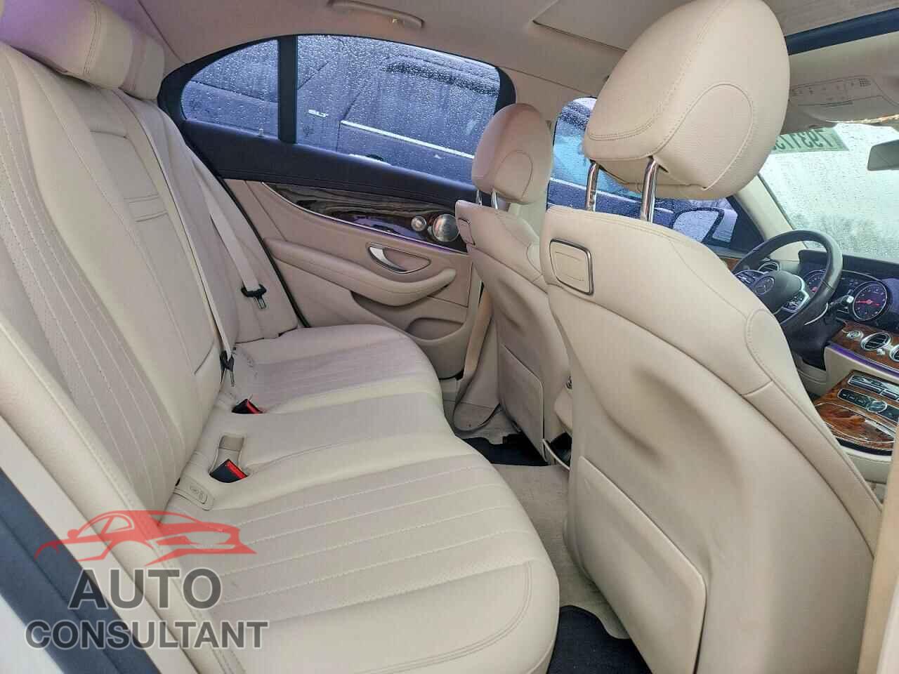 MERCEDES-BENZ E-CLASS 2019 - WDDZF4KB2KA563307
