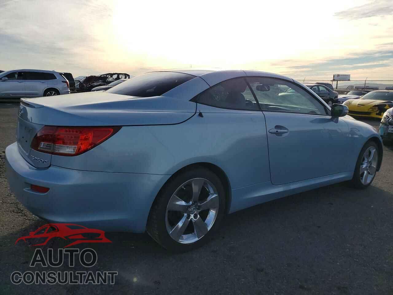 LEXUS IS 250C 2010 - JTHFF2C25A2501844