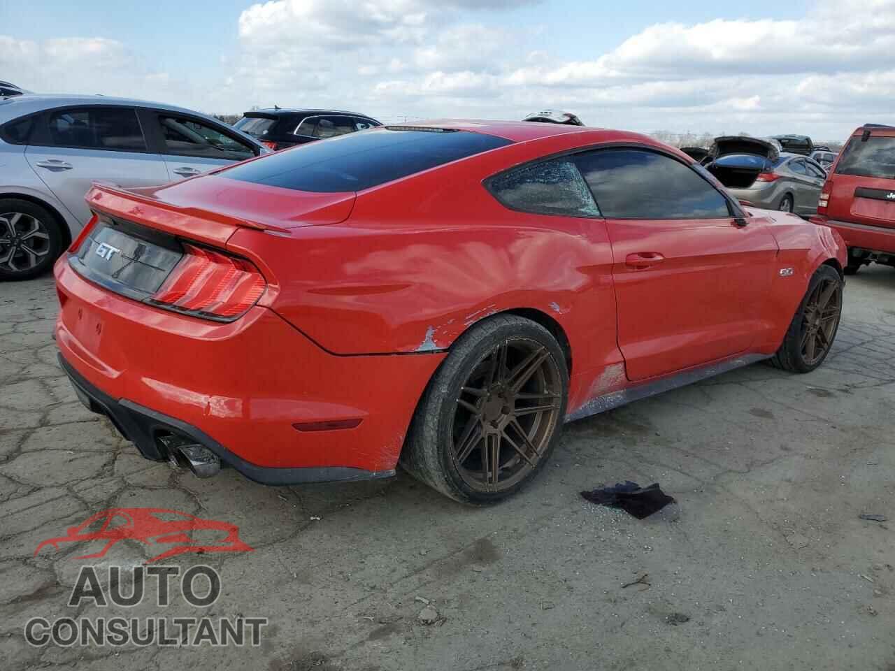 FORD MUSTANG 2018 - 1FA6P8CF8J5116786