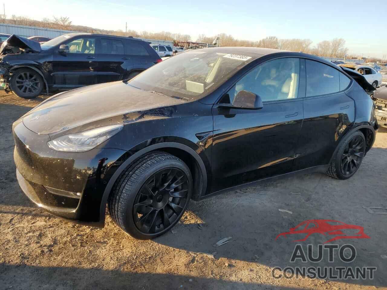 TESLA MODEL Y 2021 - 5YJYGAEE4MF149267