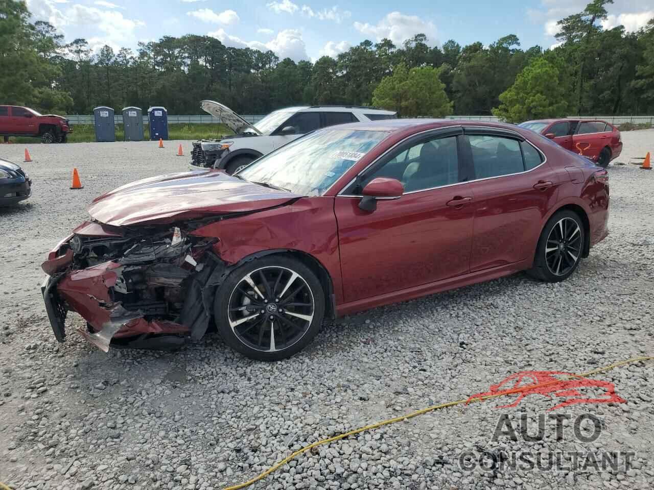 TOYOTA CAMRY 2018 - 4T1B61HK9JU528645