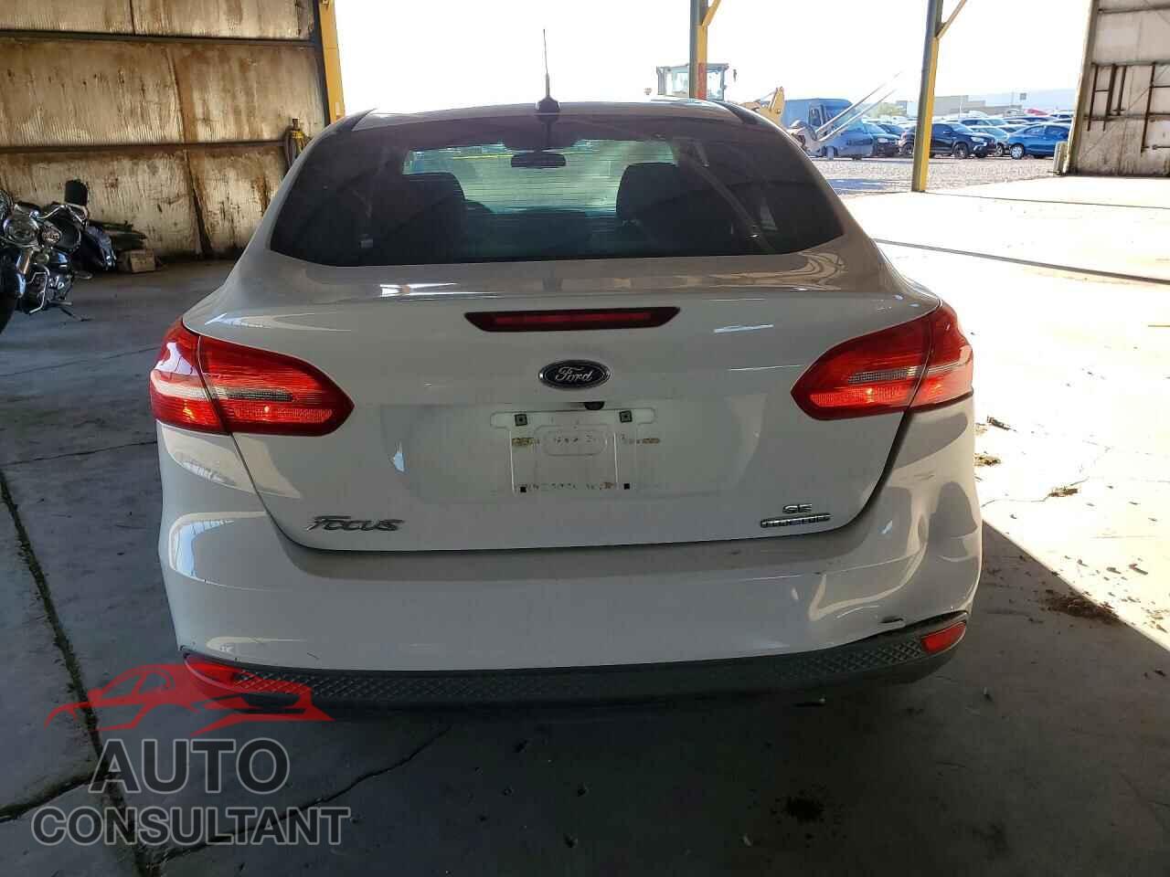 FORD FOCUS 2016 - 1FADP3F24GL297960