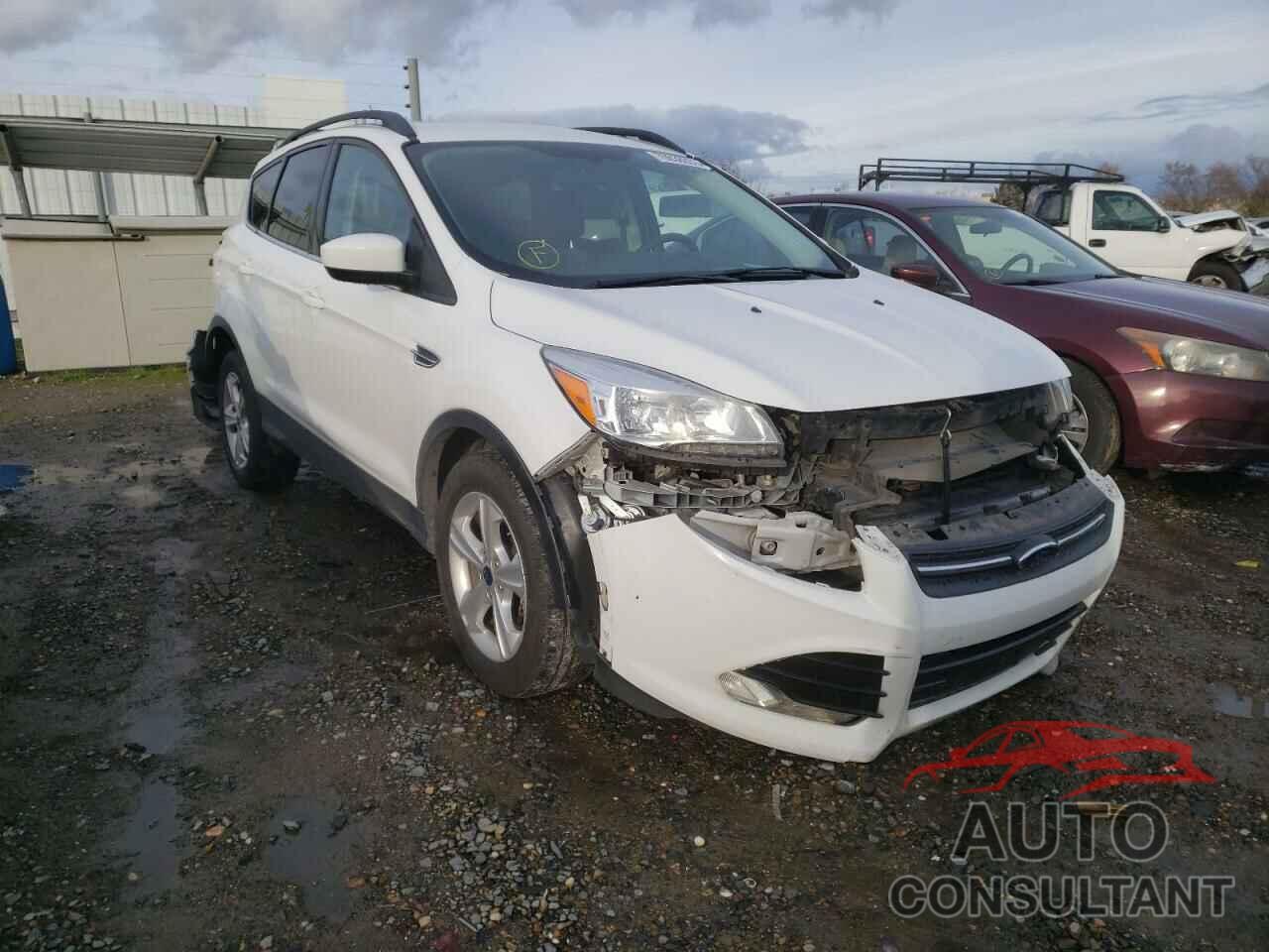 FORD ESCAPE 2016 - 1FMCU0GXXGUC44547