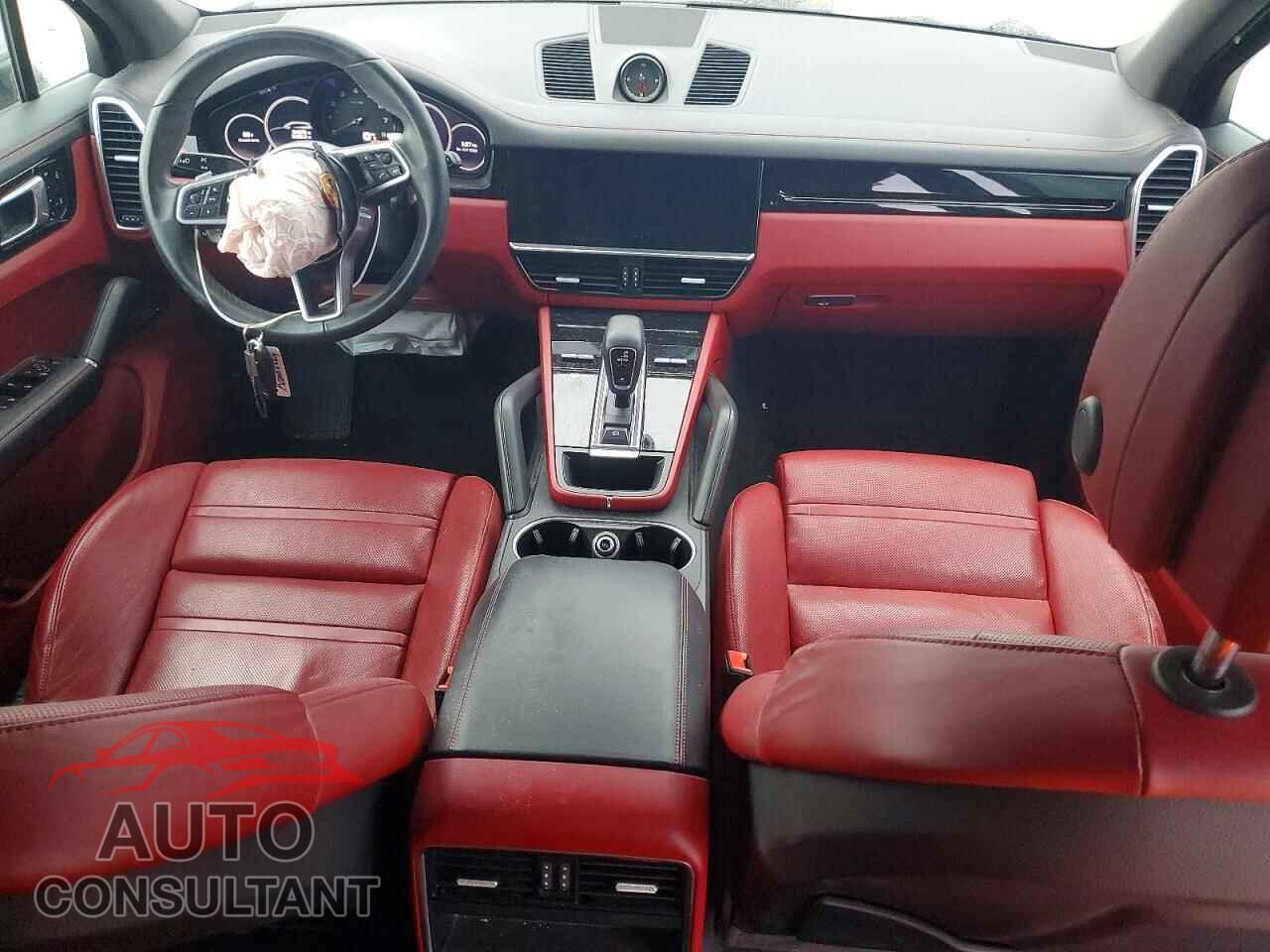 PORSCHE CAYENNE 2021 - WP1AA2AYXMDA01526