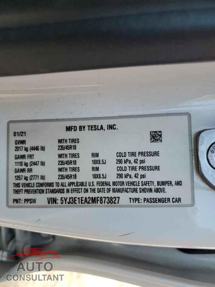 TESLA MODEL 3 2021 - 5YJ3E1EA2MF873827