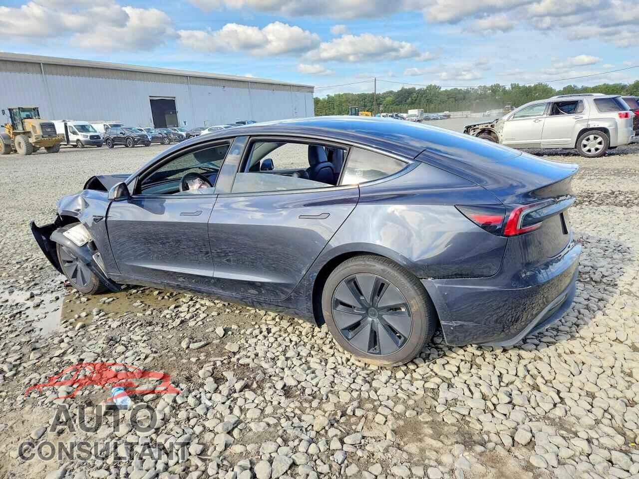 TESLA MODEL 3 2024 - 5YJ3E1EA7RF745218
