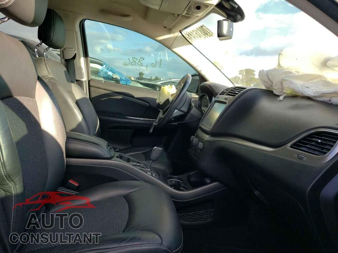 DODGE JOURNEY 2017 - 3C4PDCGB2HT508108