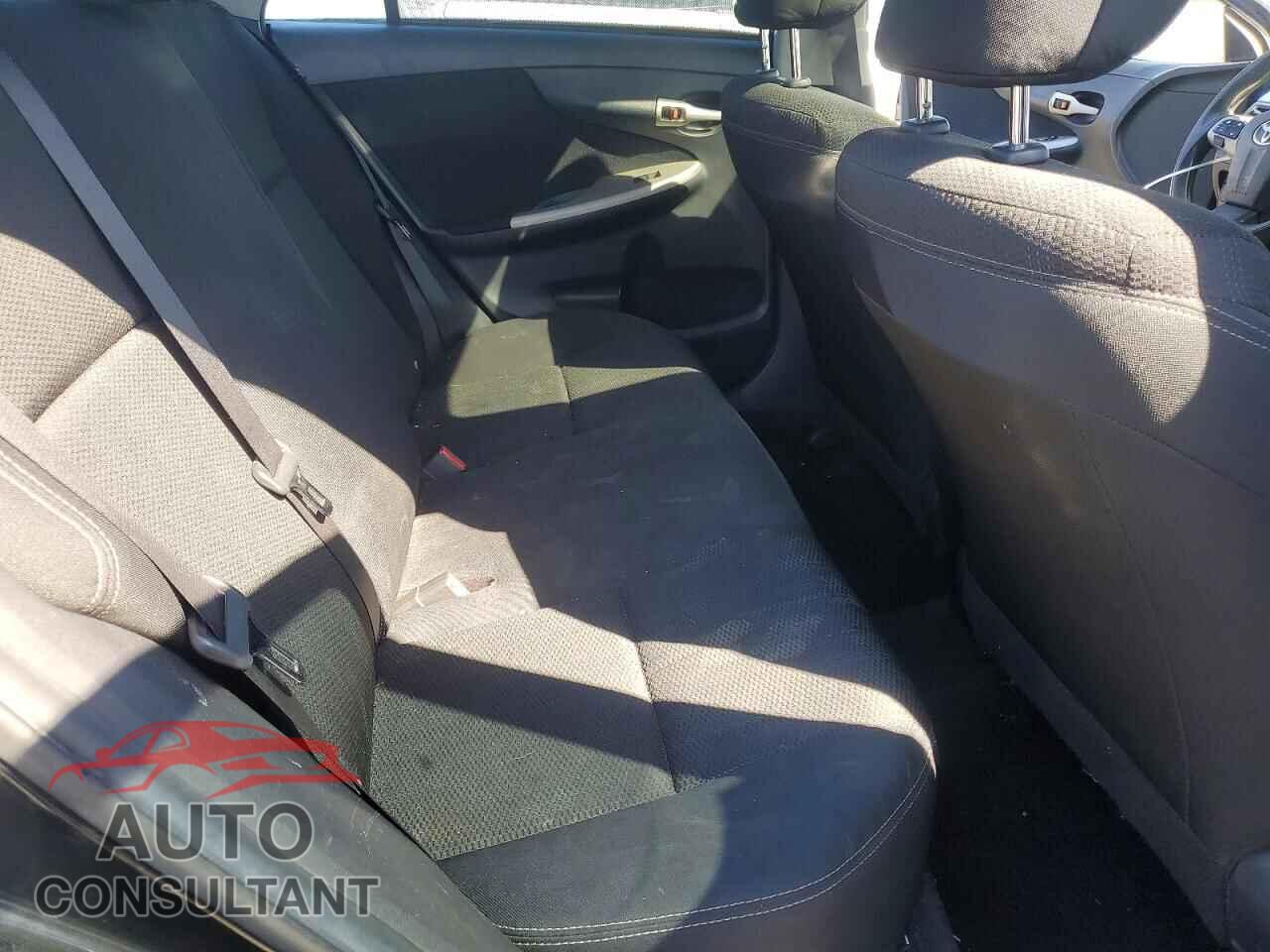 TOYOTA COROLLA 2012 - 2T1BU4EEXCC815826