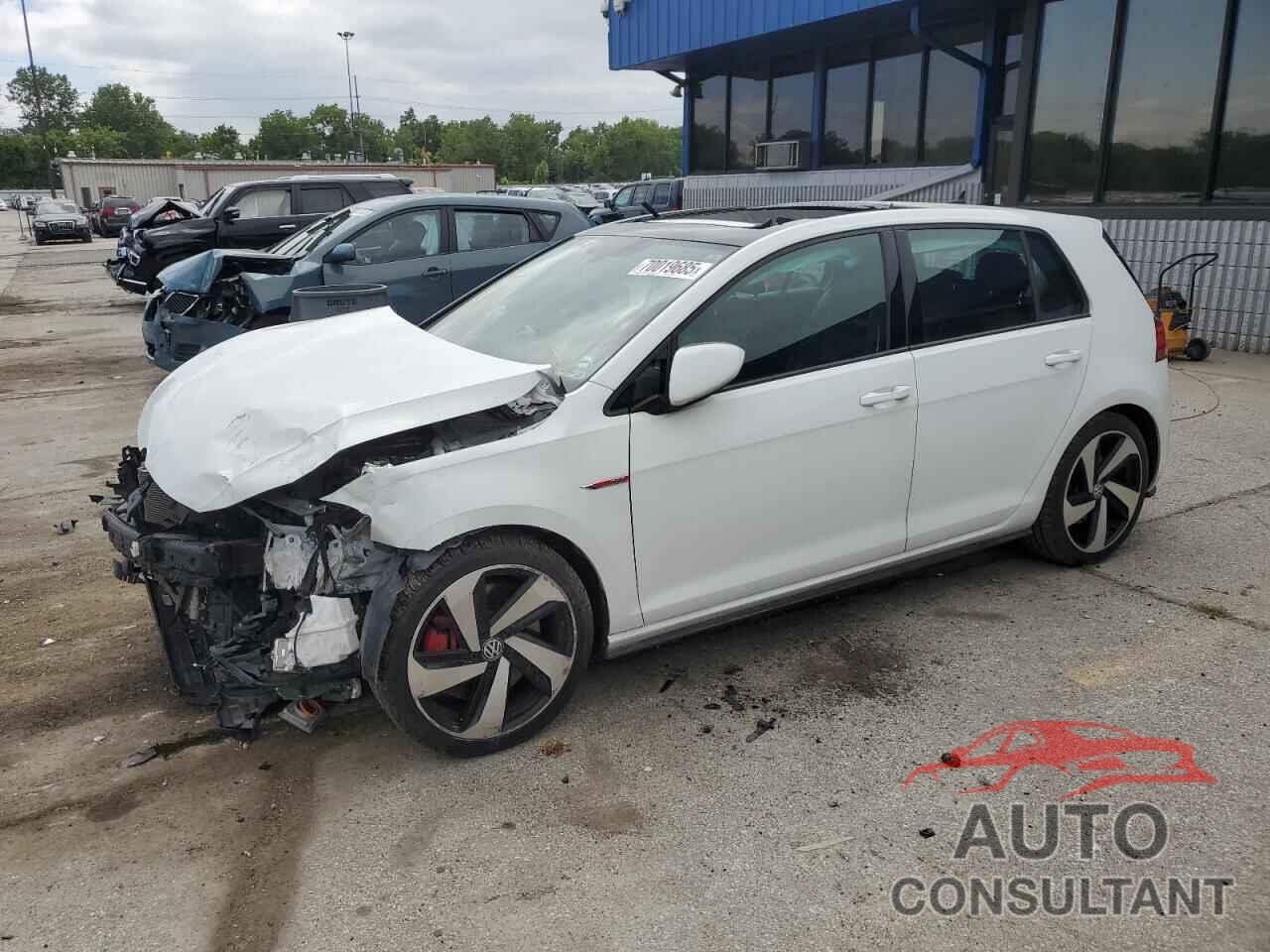 VOLKSWAGEN GTI 2019 - 3VW5T7AU7KM033906