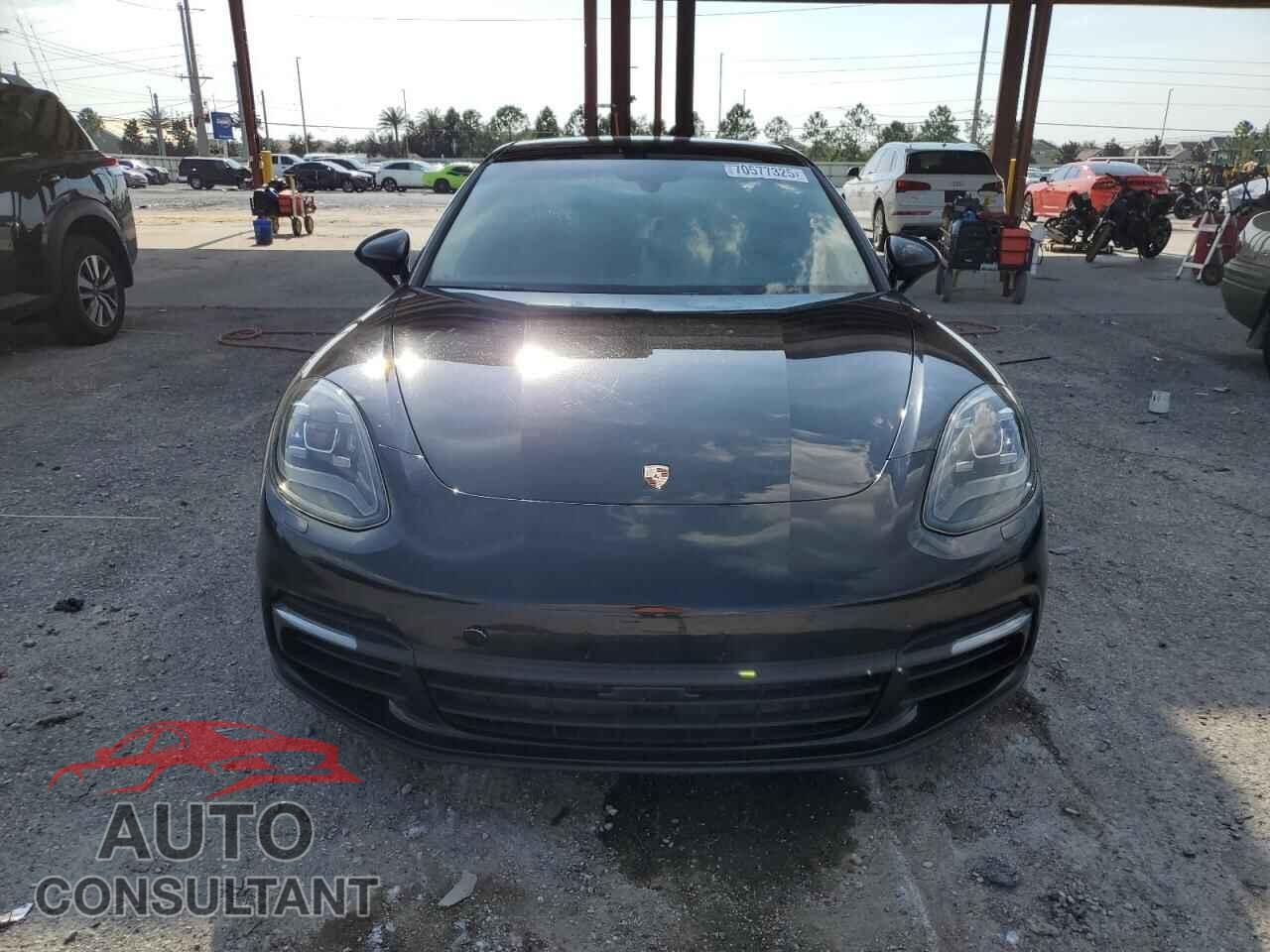 PORSCHE PANAMERA 2017 - WP0AB2A70HL123183