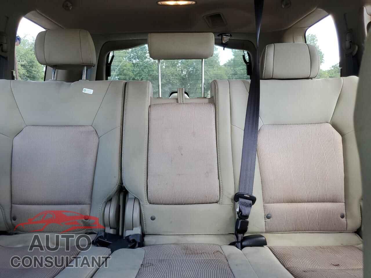 HONDA PILOT 2011 - 5FNYF4H40BB105593
