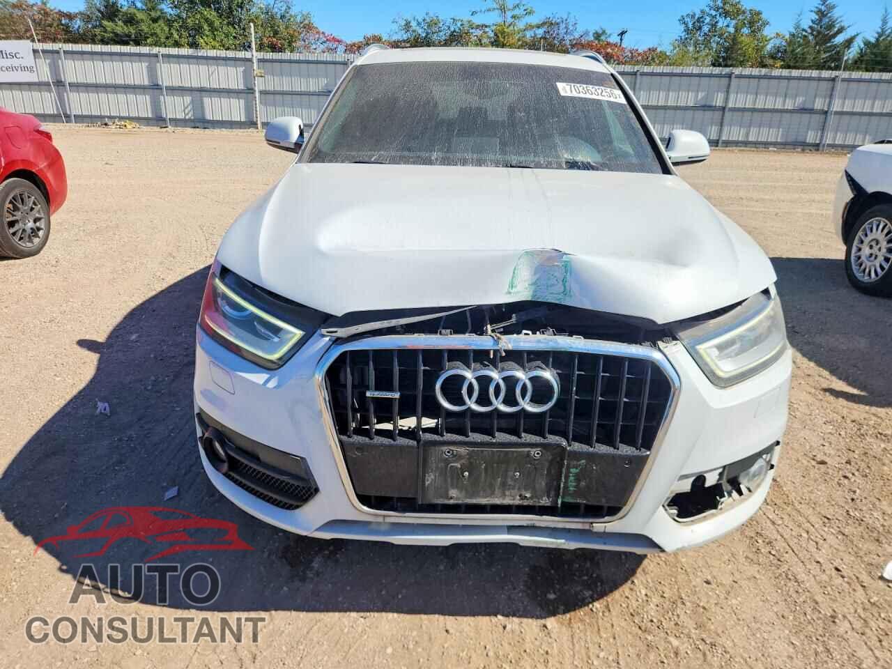 AUDI Q3 2015 - WA1EFCFS2FR002572