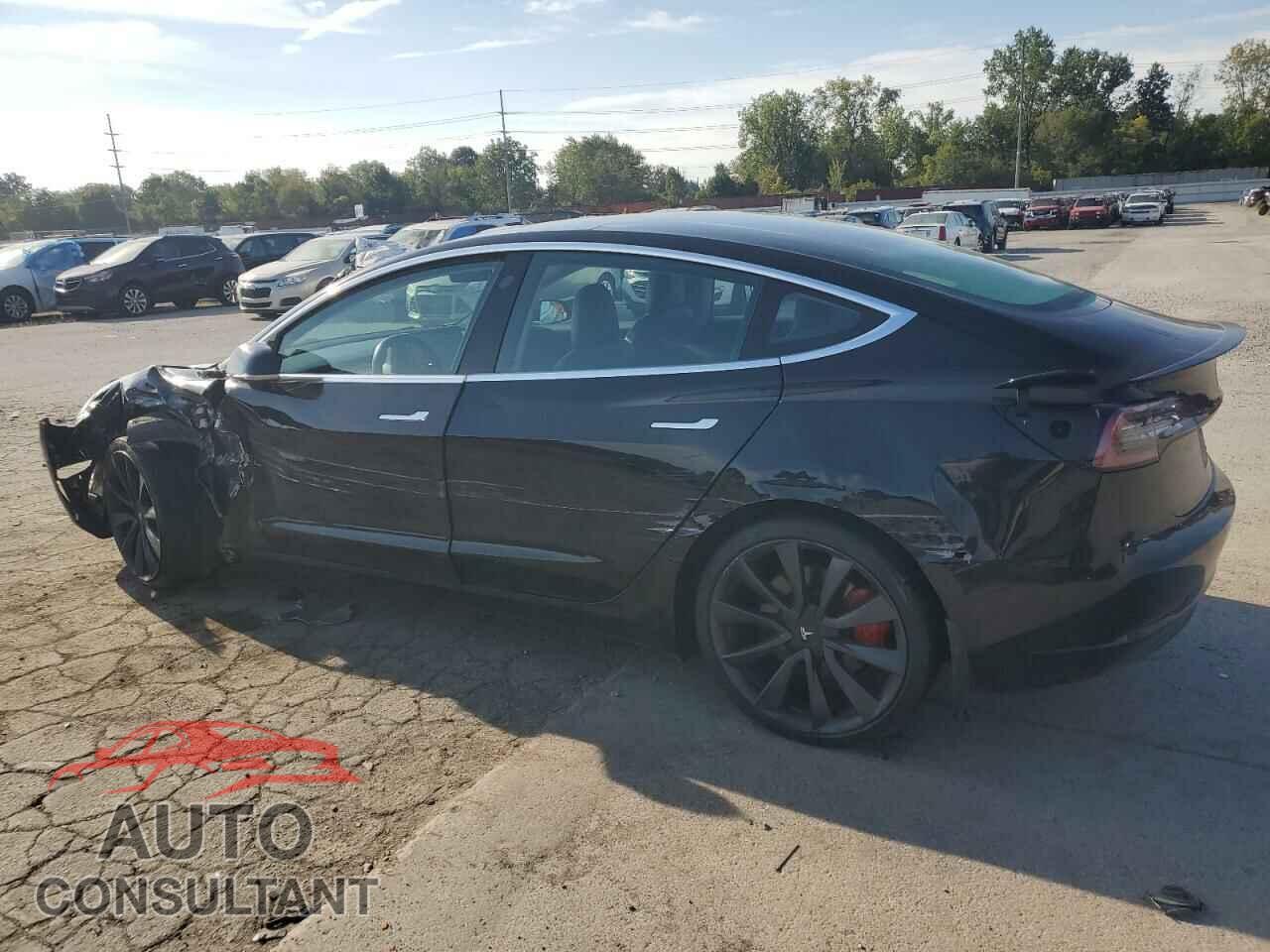 TESLA MODEL 3 2018 - 5YJ3E1EB6JF069728