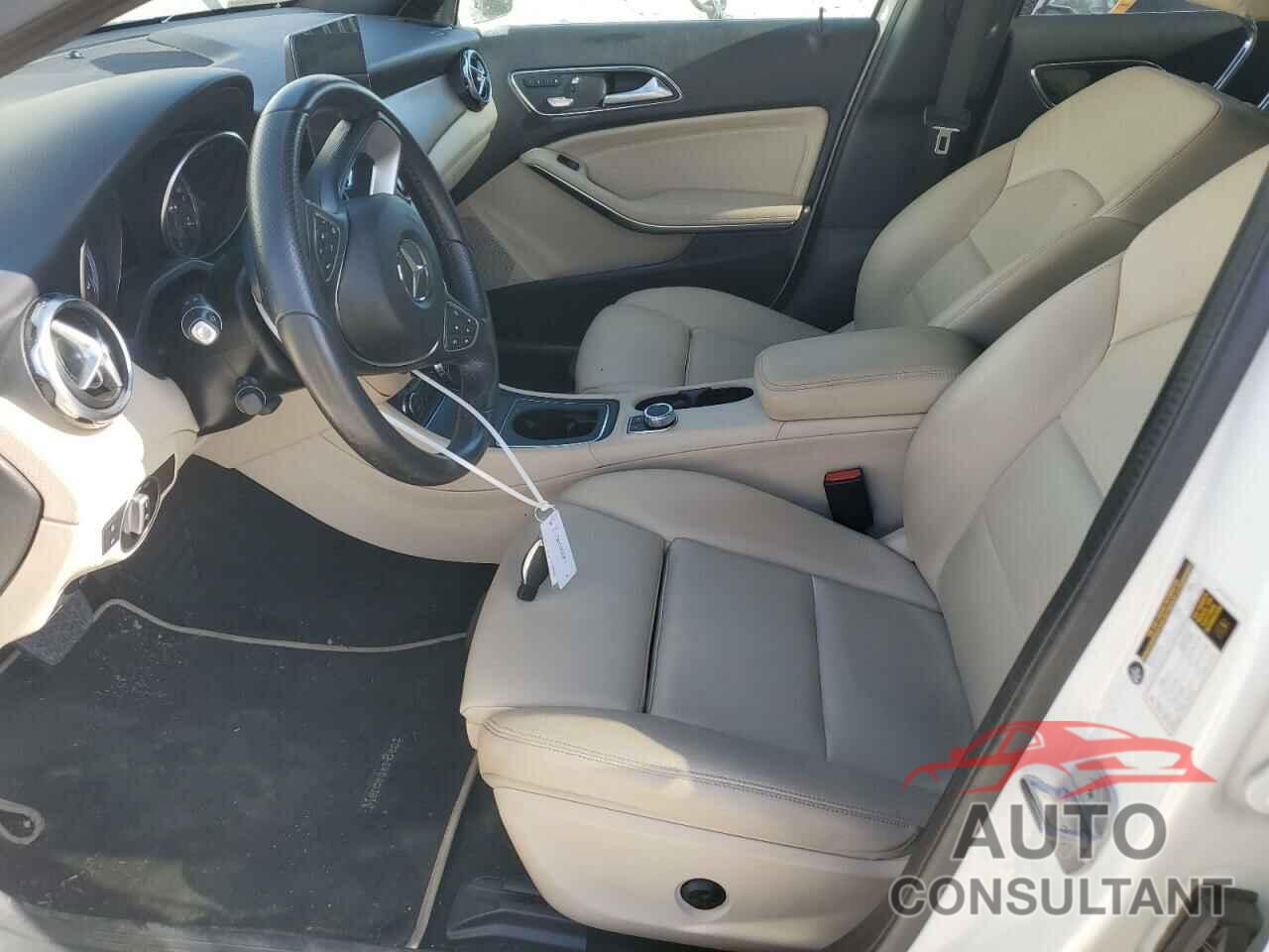 MERCEDES-BENZ GLA-CLASS 2018 - WDCTG4GB6JU000032