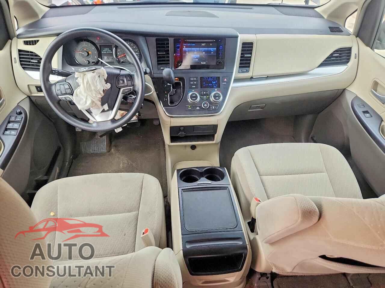 TOYOTA SIENNA 2017 - 5TDKZ3DC2HS826541