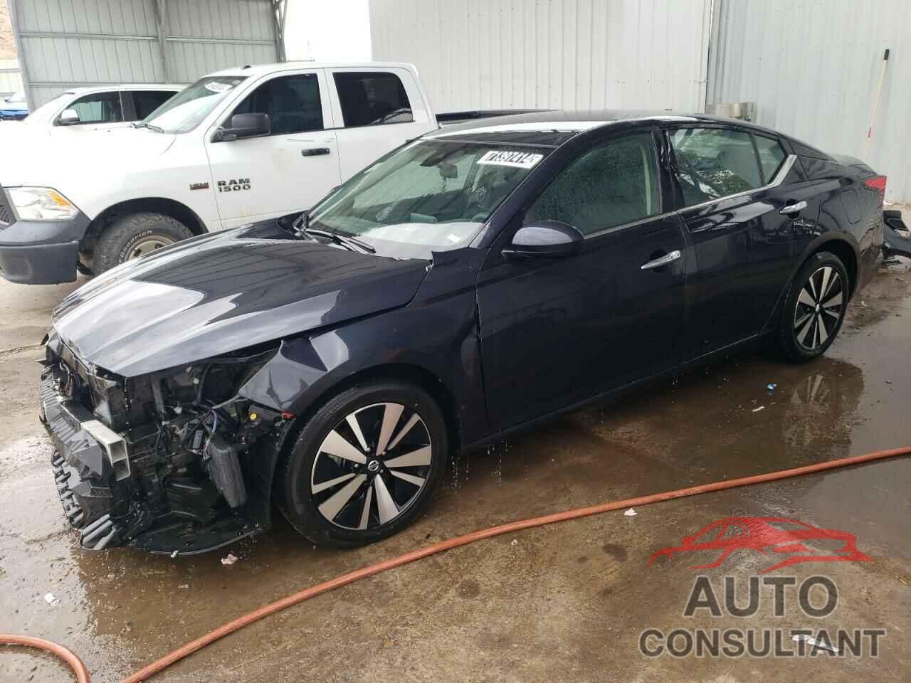 NISSAN ALTIMA 2022 - 1N4BL4DV0NN359524