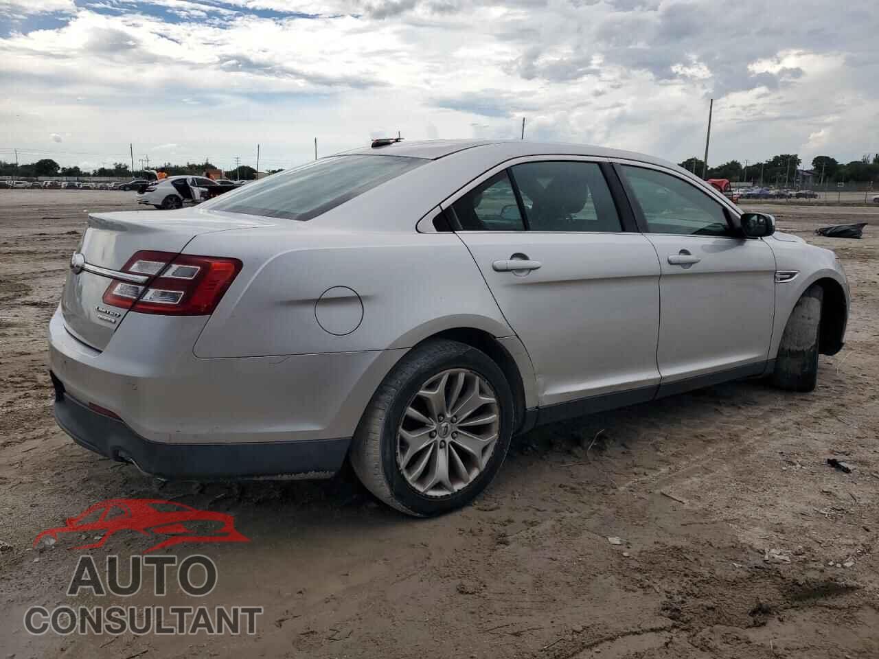 FORD TAURUS 2013 - 1FAHP2F83DG122927