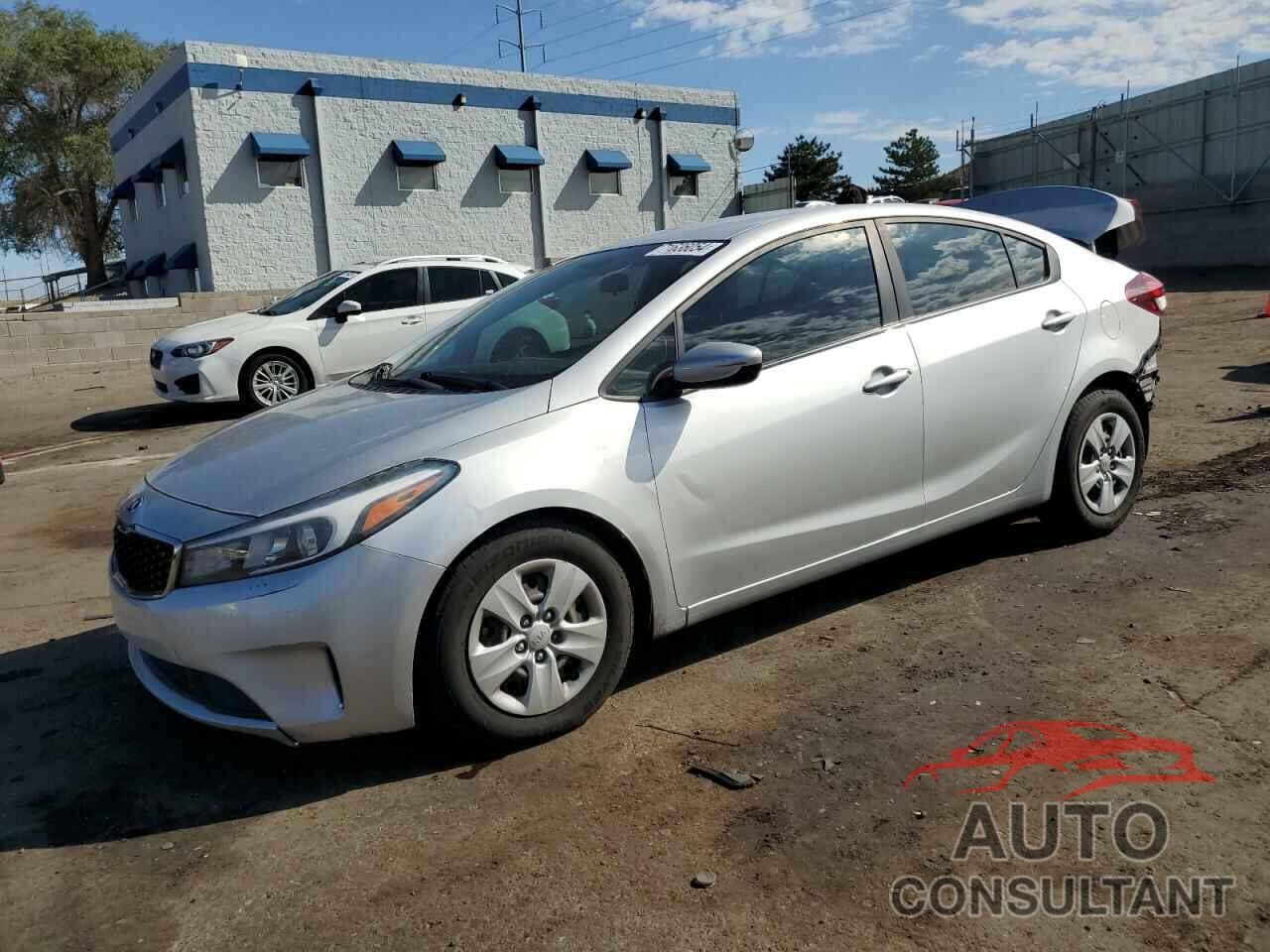 KIA FORTE 2017 - 3KPFK4A73HE067704