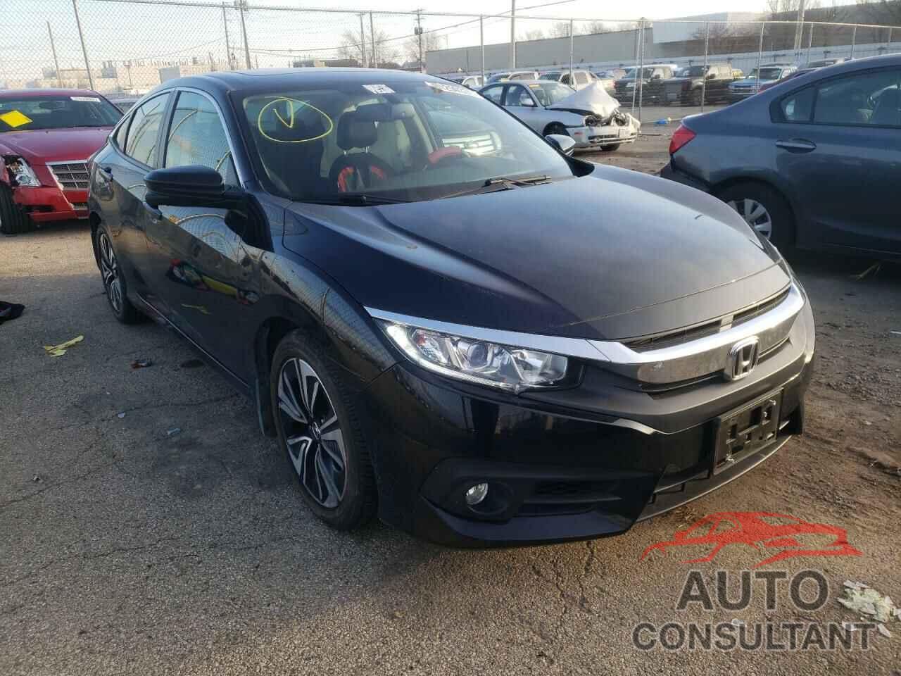 HONDA CIVIC 2018 - JHMFC1F70JX015472