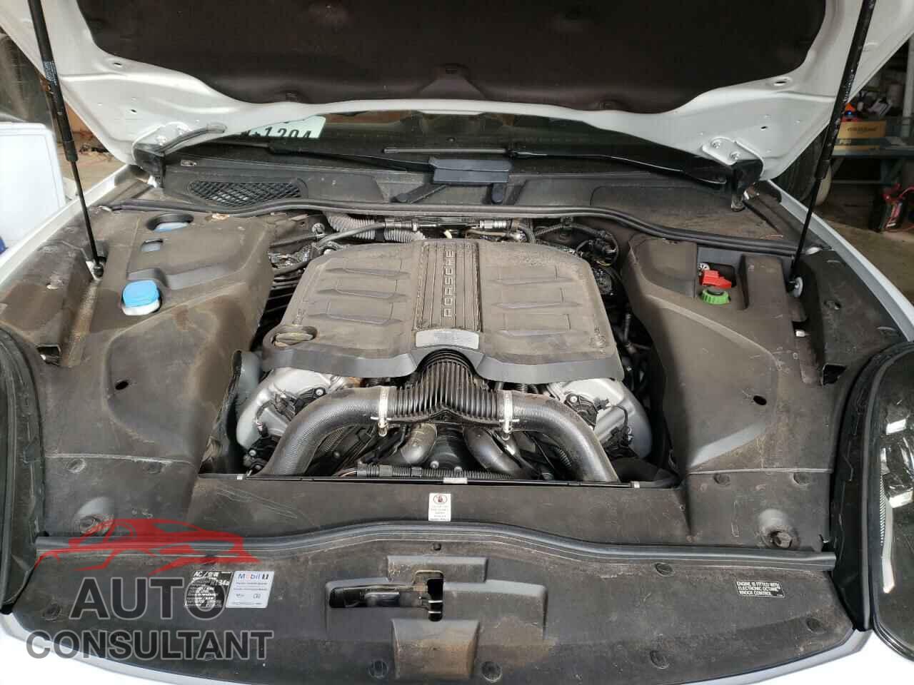 PORSCHE CAYENNE 2016 - WP1AB2A27GLA96419