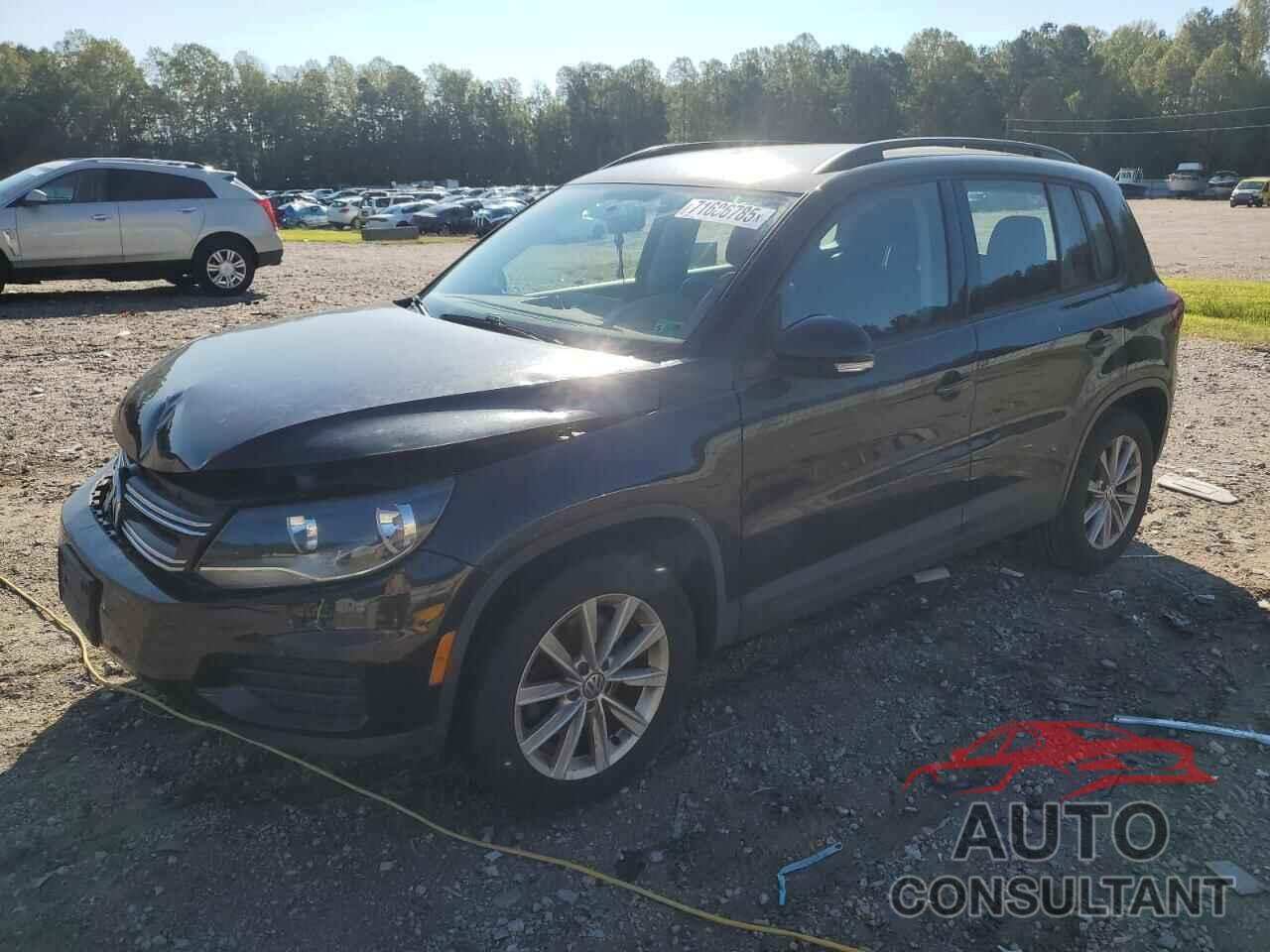 VOLKSWAGEN TIGUAN 2017 - WVGBV7AX7HK050243