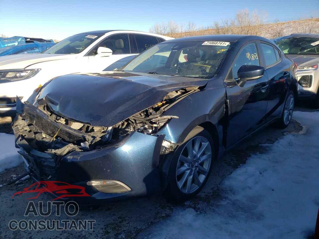 MAZDA 3 2017 - 3MZBN1V74HM136398