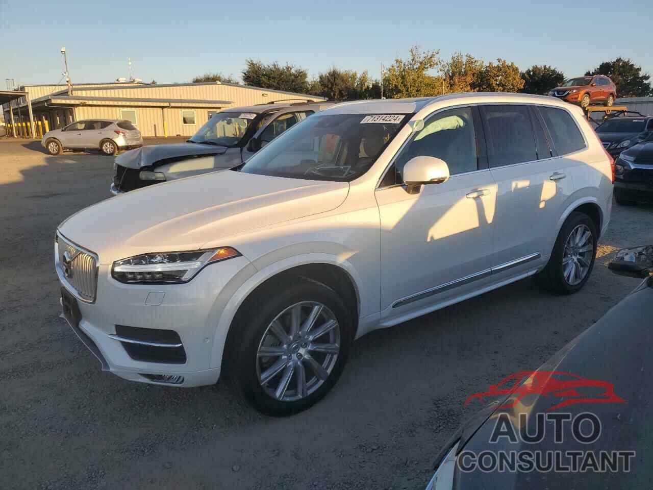 VOLVO XC90 2017 - YV4A22PL5H1133429