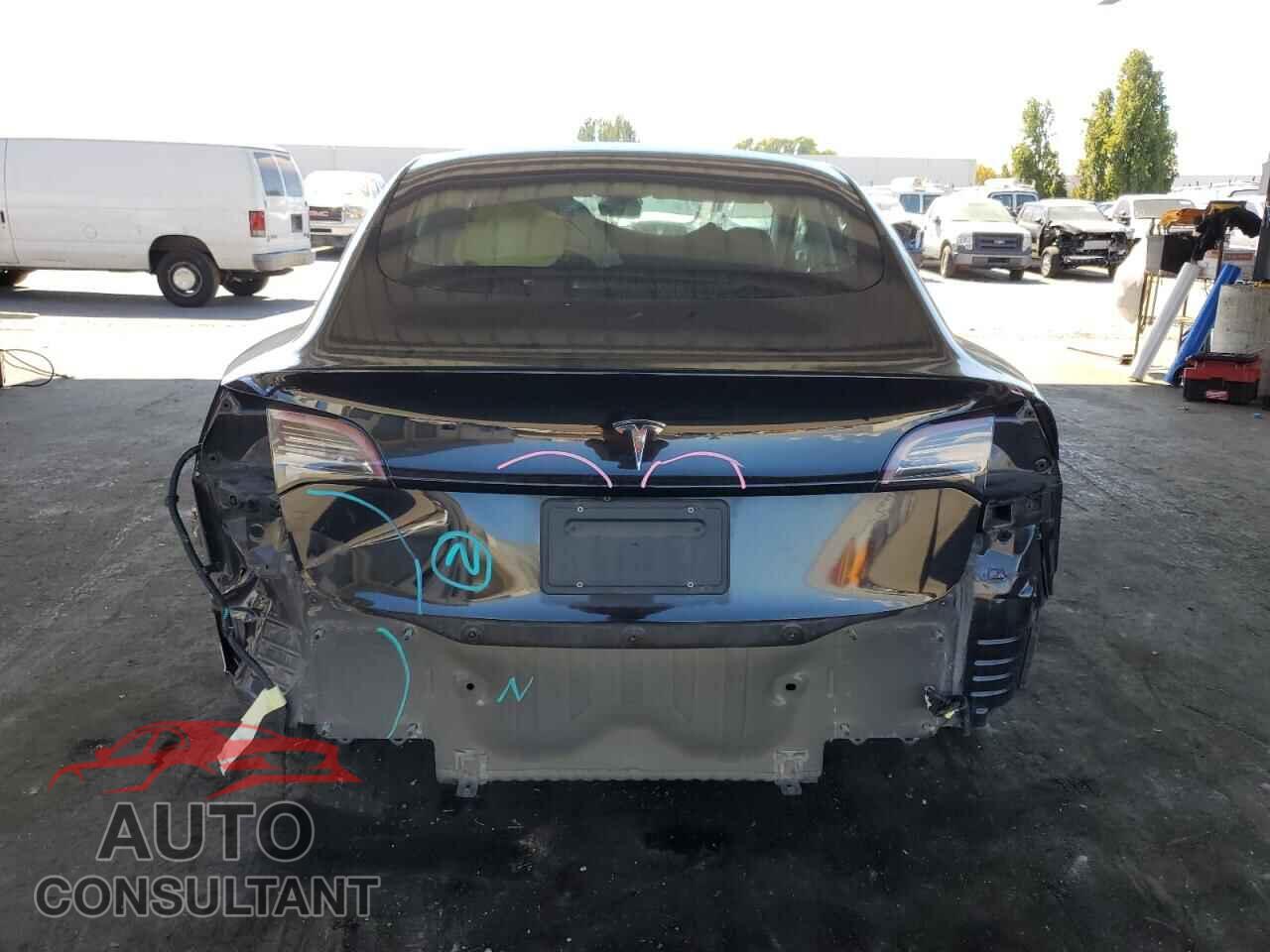TESLA MODEL 3 2019 - 5YJ3E1EA5KF412554
