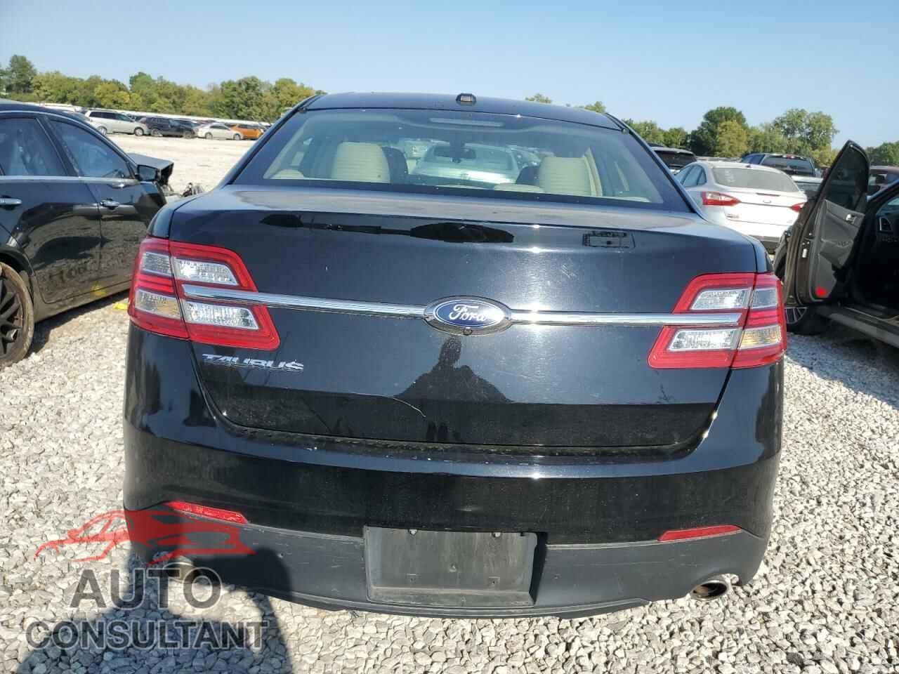 FORD TAURUS 2017 - 1FAHP2D88HG132541