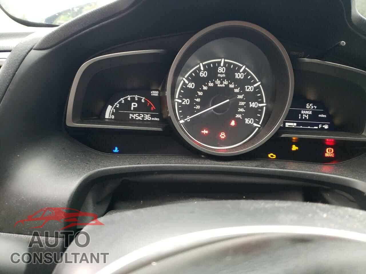 MAZDA 3 2018 - 3MZBN1L36JM213908