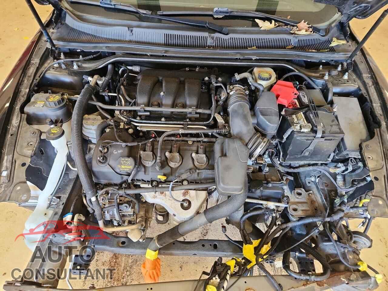 FORD TAURUS 2013 - 1FAHP2F88DG219881