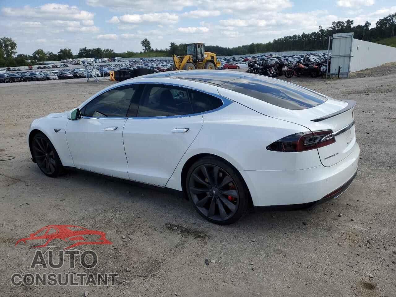 TESLA MODEL S 2014 - 5YJSA1H11EFP42537