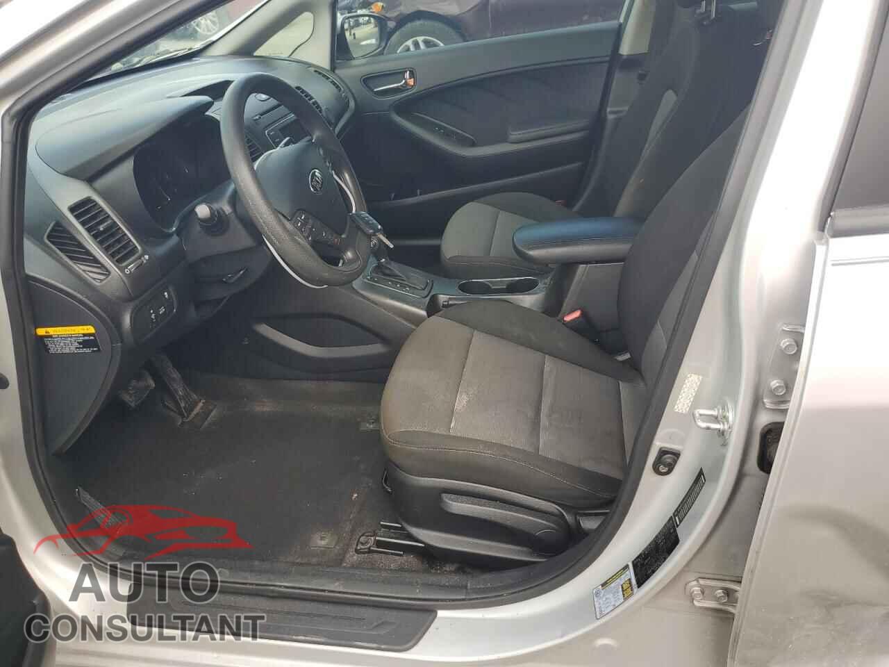 KIA FORTE 2016 - KNAFK5A80G5582455