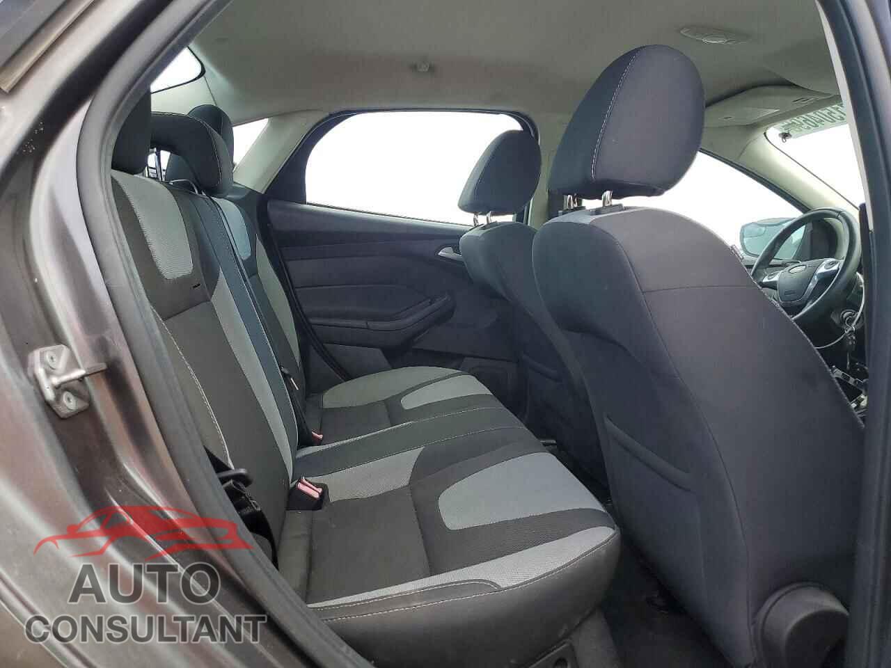 FORD FOCUS 2014 - 1FADP3F29EL341464