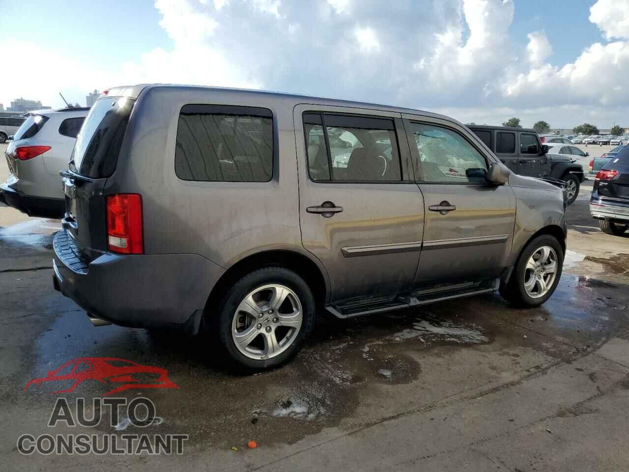 HONDA PILOT 2015 - 5FNYF3H65FB034151