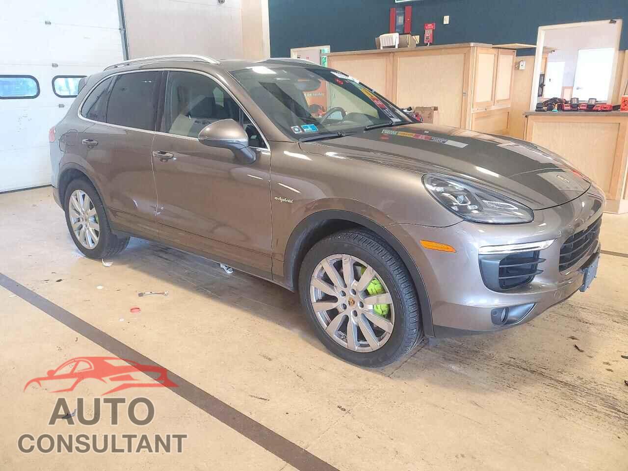 PORSCHE CAYENNE 2015 - WP1AE2A29FLA50502