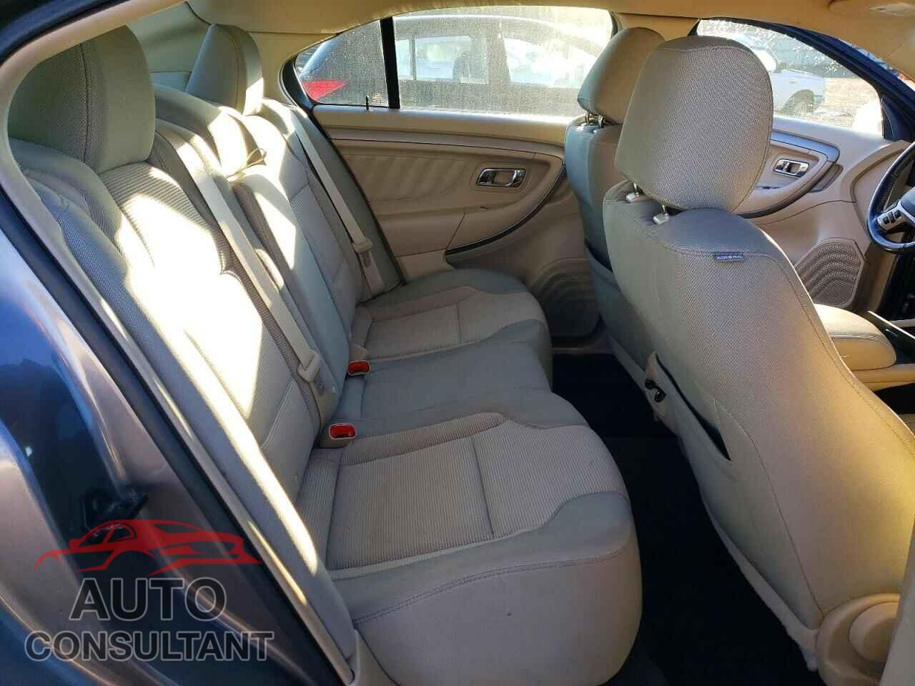FORD TAURUS 2014 - 1FAHP2E82EG104261